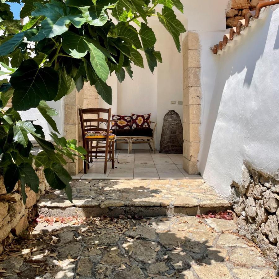 Casa Vacanze Capurre "Trulli E Pajare A Due Passi Dal Pizzo" Gallipolli Exteriör bild